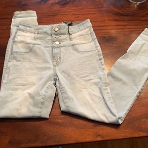 NWT High Wasted Jeans